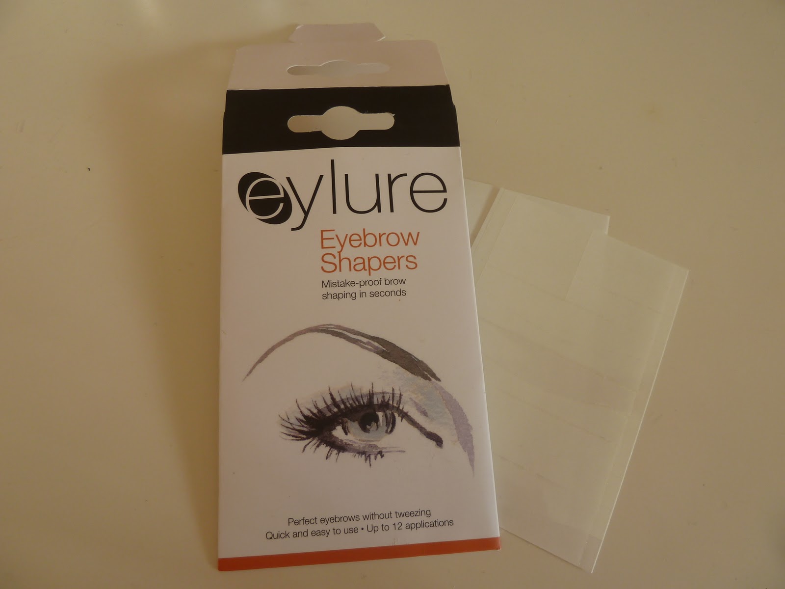 Vintage Pockets Swiss OPar Eyelash and Eybrow Kit