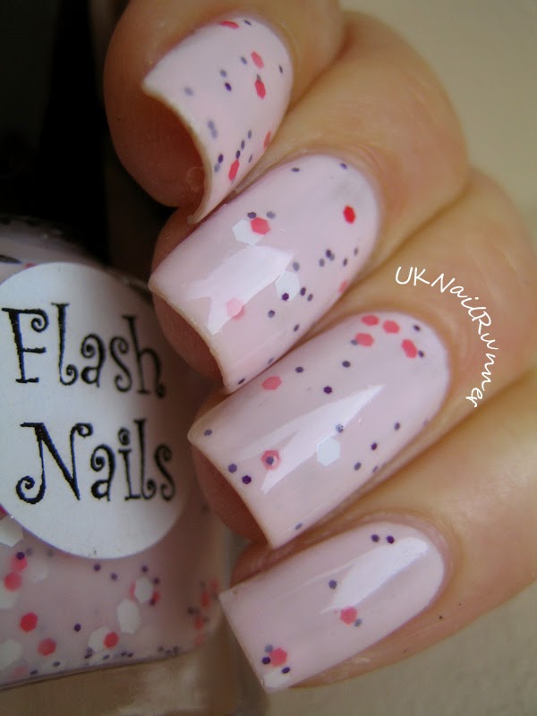 UKNailRunner Flash Nails Strawberry Fields Forever