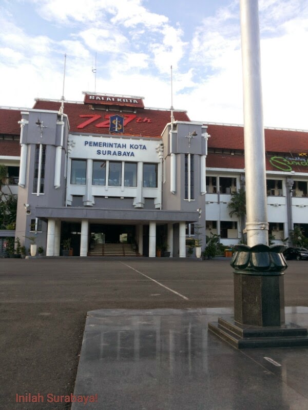 TeddyRicky: BALAI KOTA SURABAYA