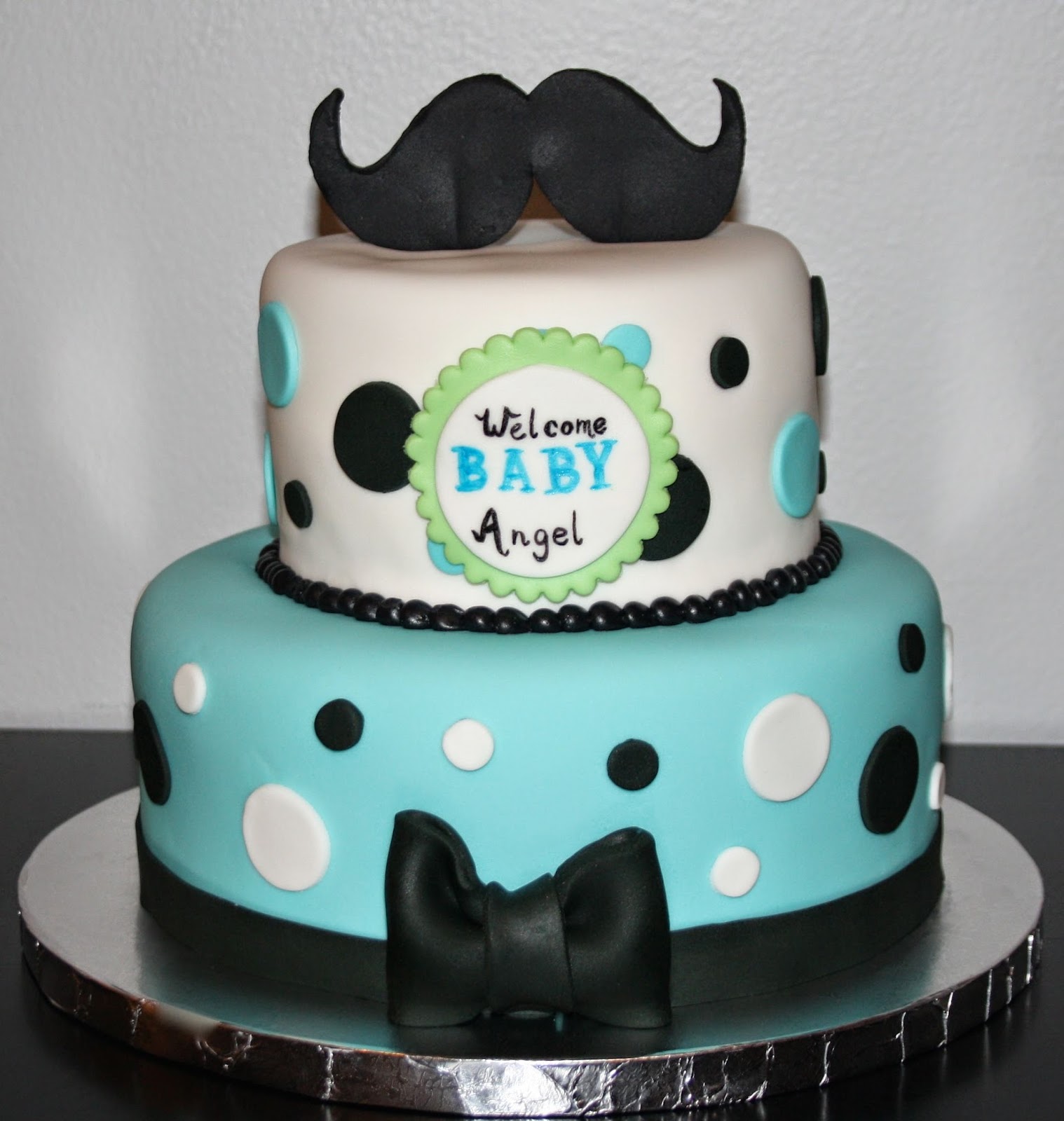 Jacqueline's Sweet Shop: Mustache Baby Shower Cake