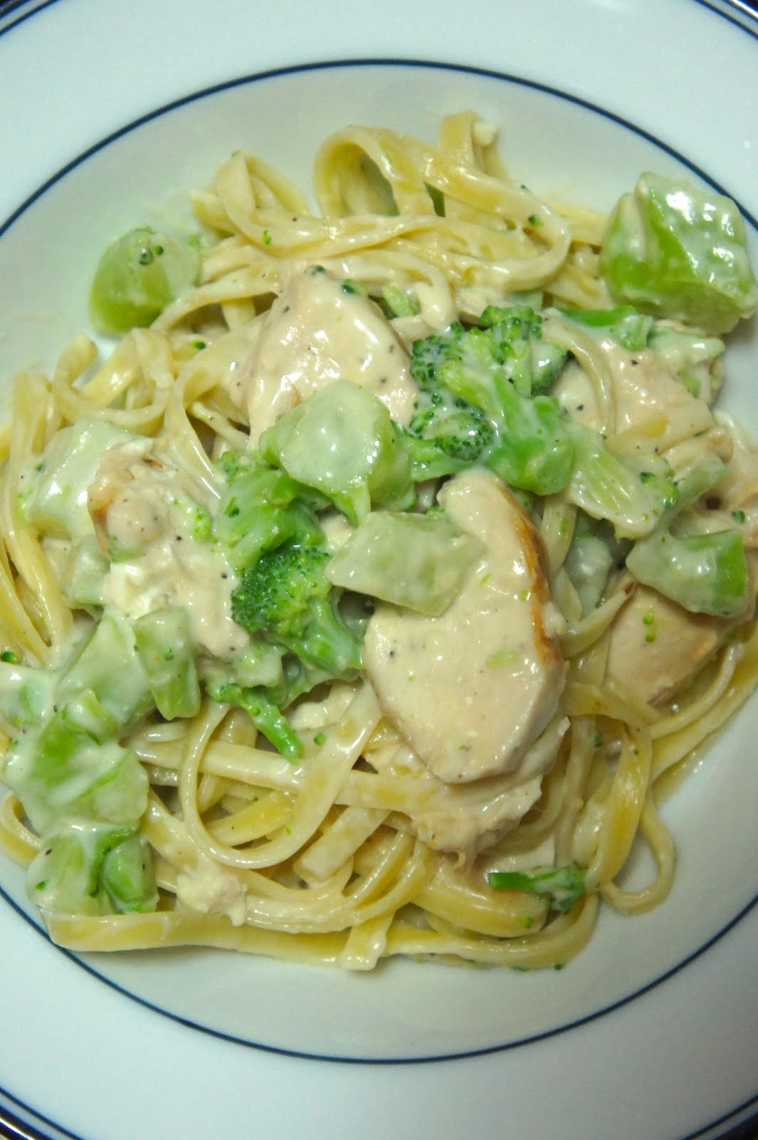 Savory Sweet and Satisfying Lemon Fettuccine Alfredo with Chicken and