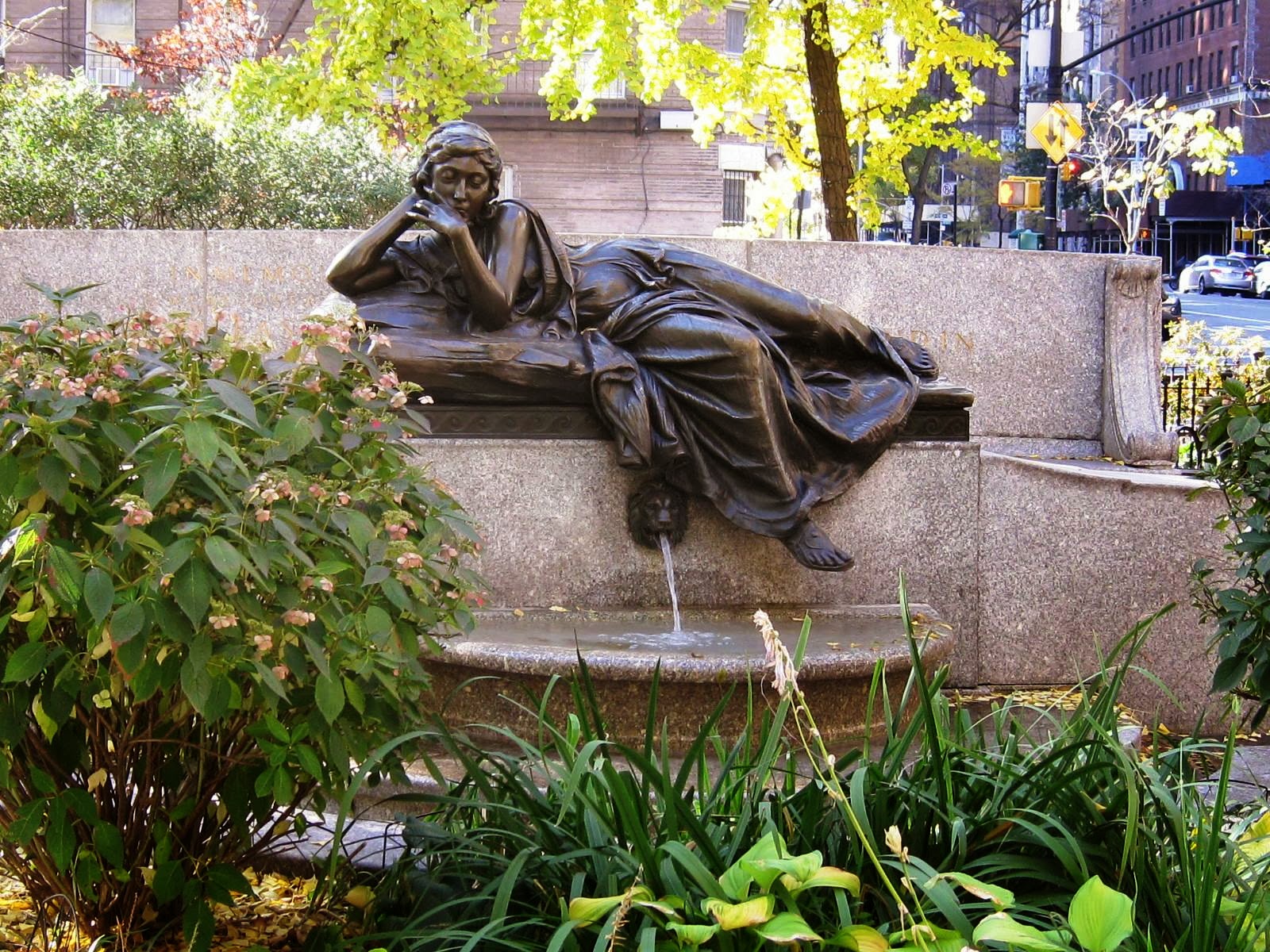 Daytonian in Manhattan The Isidor and Ida Straus Memorial 