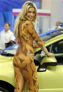 Woman in accordance with the Car Body Paint