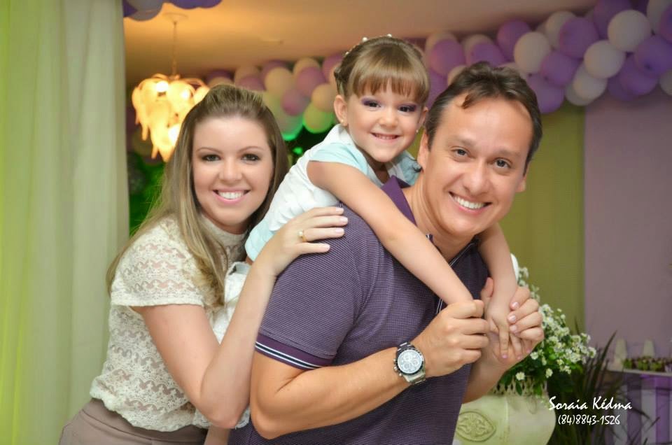 Com imagens de Kedma Soraia, os 05 aninhos de Alice Felisardo filha dos amigos Frank Felisardo e Mara Lidyanne que aconteceu no dia de ontem, 16. Com imagens de Kedma Soraia, os 05 aninhos de Alice Felisardo filha dos amigos Frank Felisardo e Mara Lidyanne que aconteceu no dia de ontem, 16.