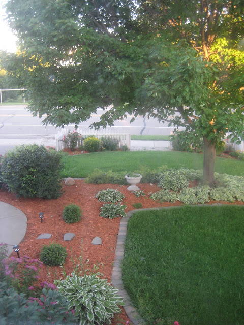 Happy At Home: Completed Front Yard Garden