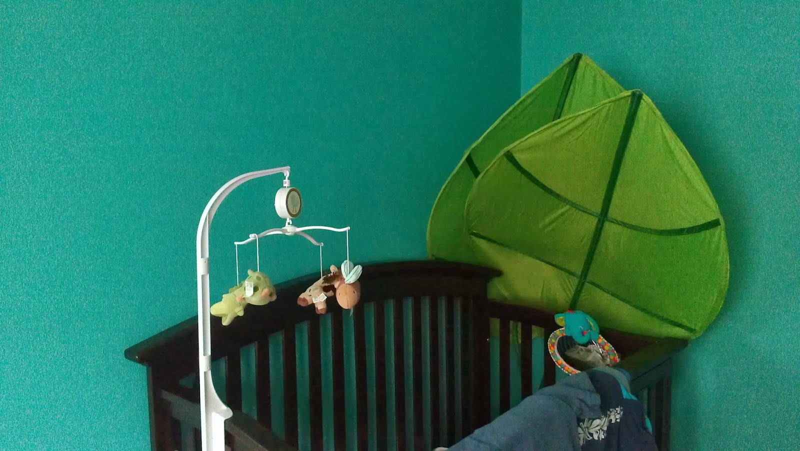 Let's Try To Make... Tree Themed Shelving