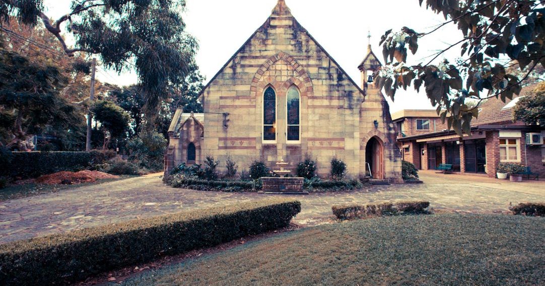 BRIDE TO BE MAGAZINE BLOG: A Gorgeous Traditional Wedding Venue
