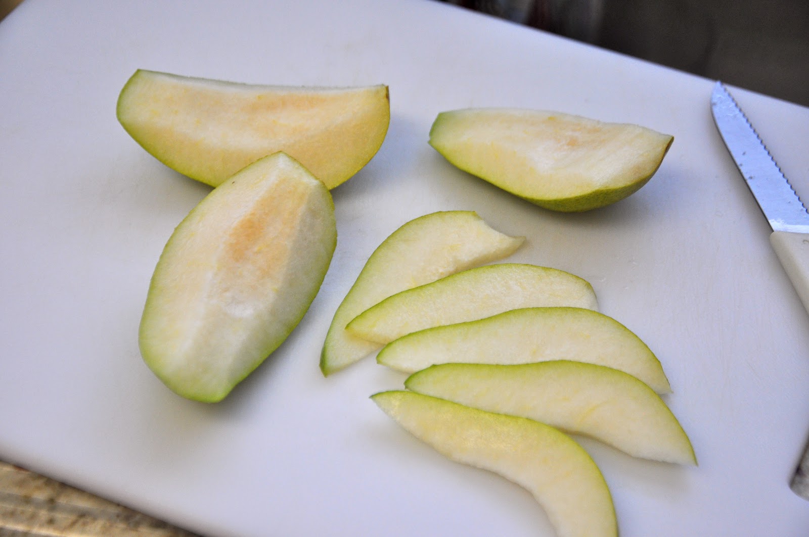 sliced pears Sliced pears, Food, Recipe cards