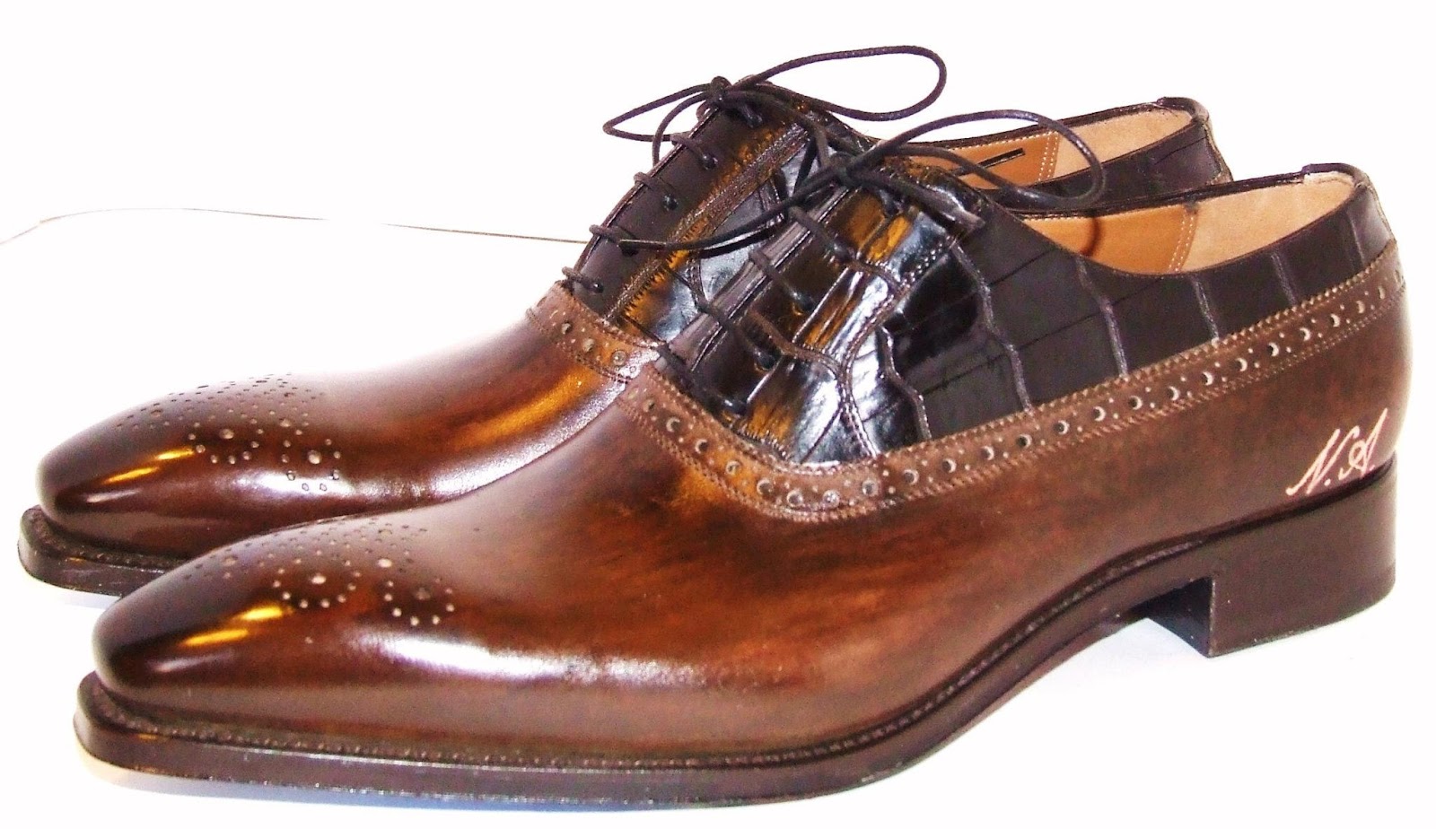 Initials-NA-Bespoke-Hand-Made-Italian-Ivan-Crivellaro-Shoes-Scarpe-Limited-Edition-Crocodile-Leather-Painted-Soles.jpg