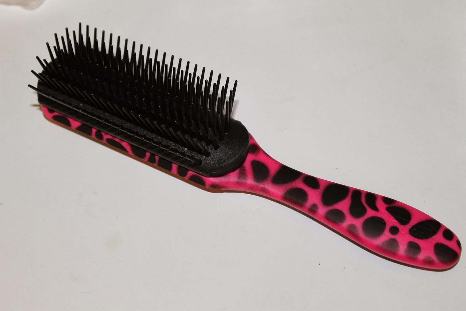 Fiocco Bianco Taming Wild Hair with Denman Animal Print Brushes!
