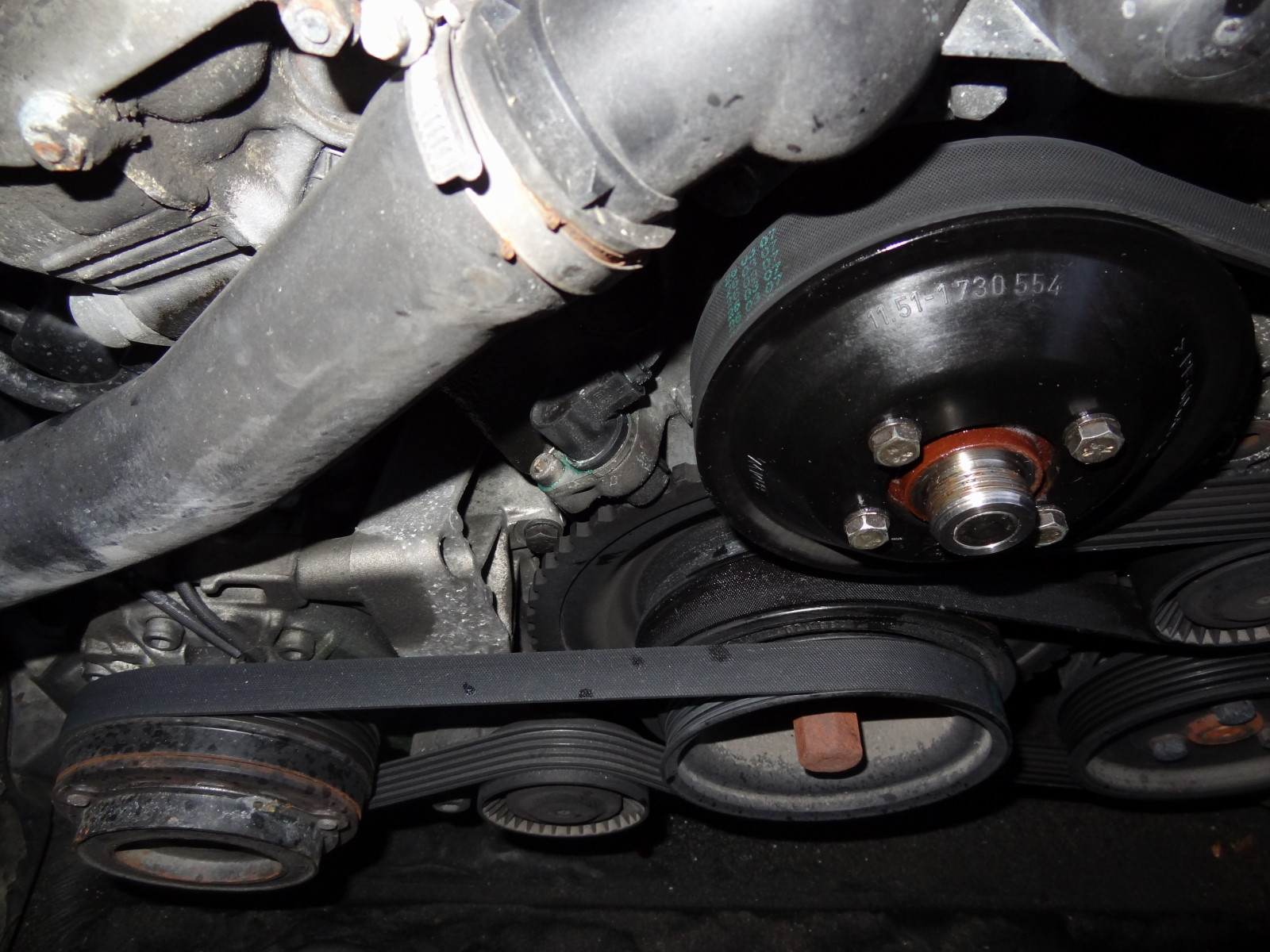 Replacing the crankshaft & camshaft sensors on an E39 528i (M52)