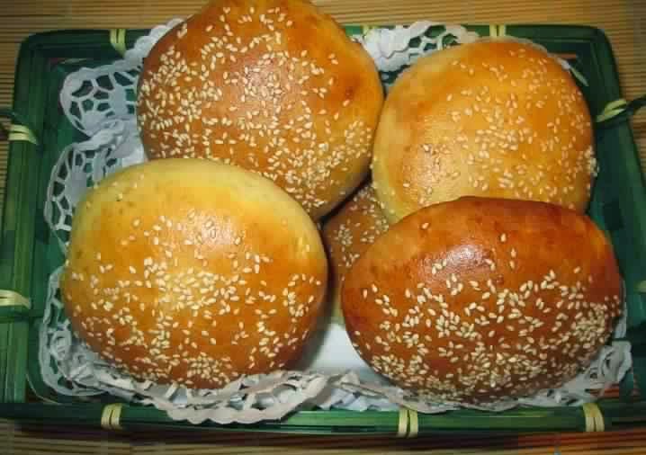خبز الهامبورغر او ميعرف بالقرشلات