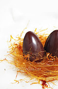 Los pollitos los podéis encontrar en tiendas tipo cumples y de disfraces. huevos chocolate nido caramelo 
