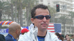 Chris à la fin de son semi-marathon à Huntington Beach