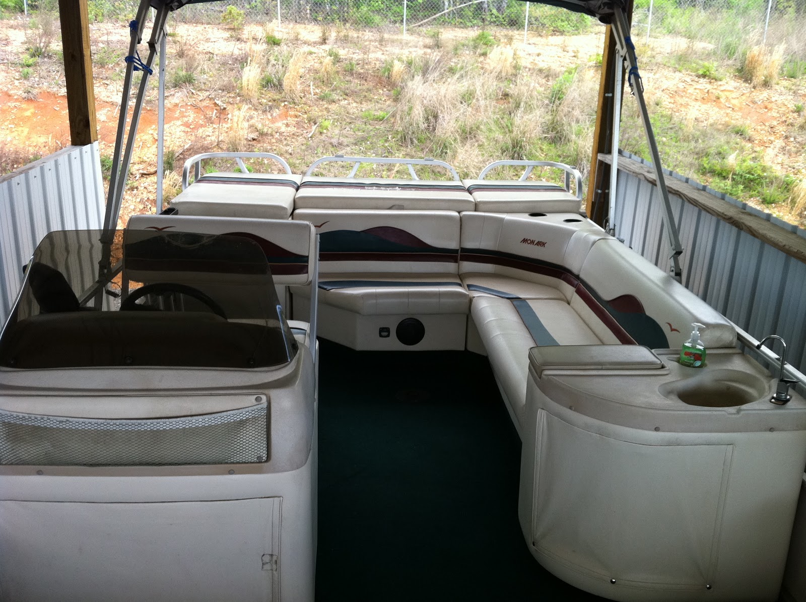 1998 Monark 24 Pontoon Boat 1998 Monark 24 Pontoon Boat