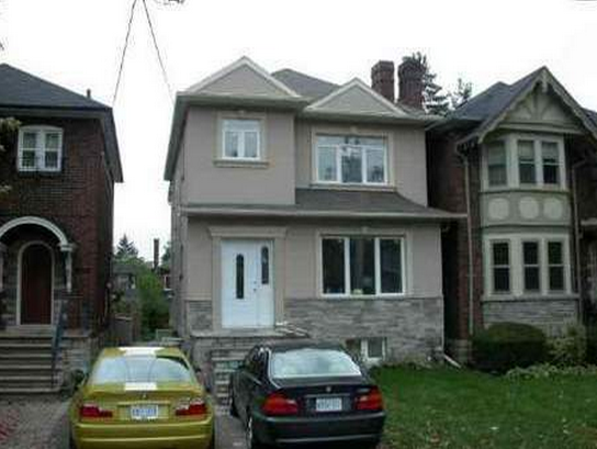 Toronto Detached Home Suffers A Drastic Price Drop Of 17%