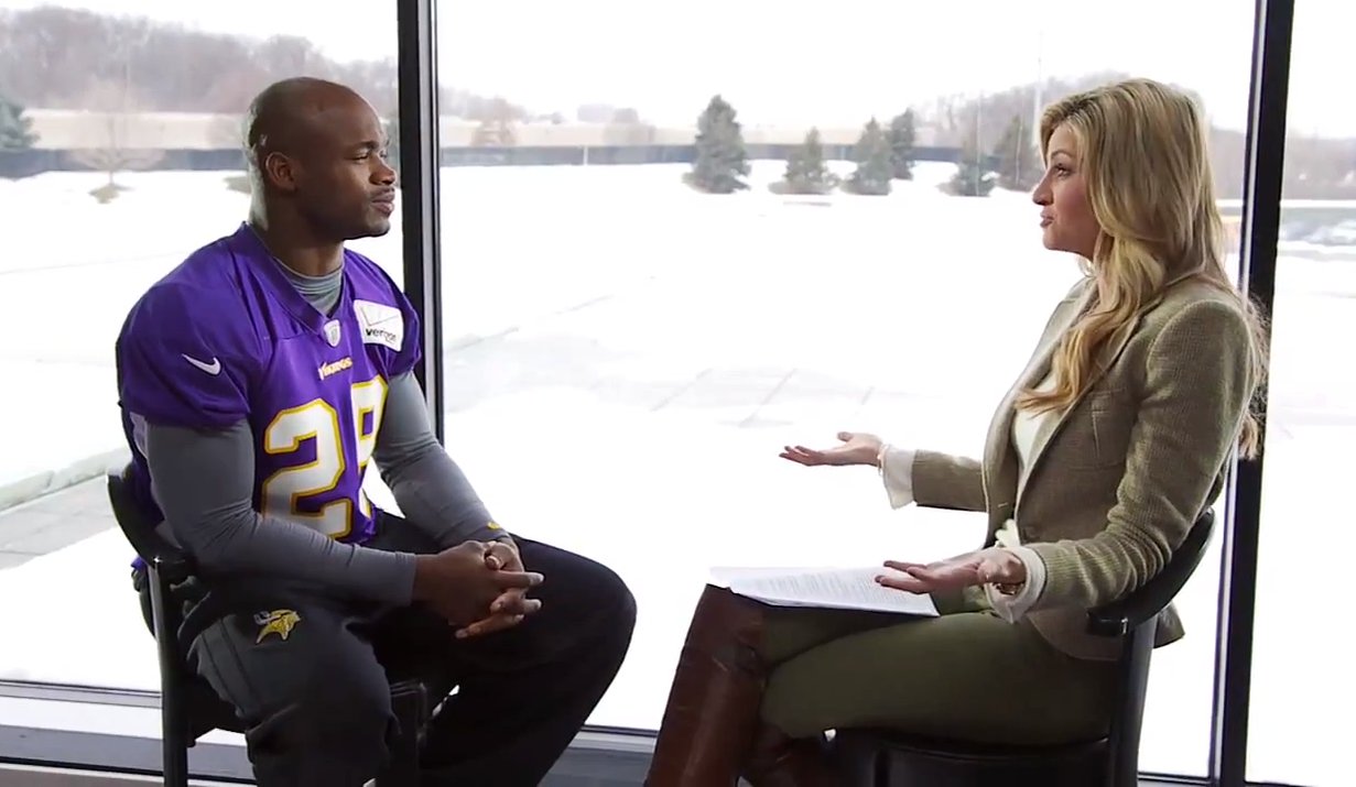 THE APPRECIATION OF BOOTED NEWS WOMEN BLOG : More Erin Andrews in Over