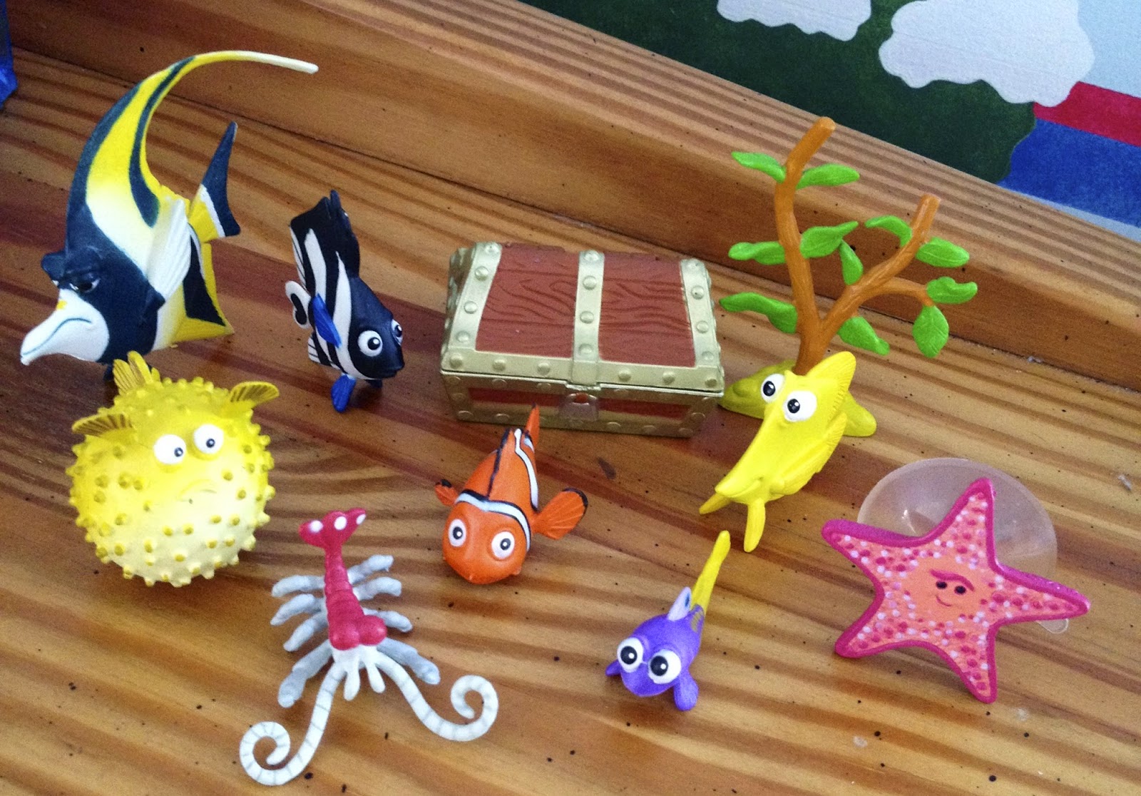 finding nemo fish toys
