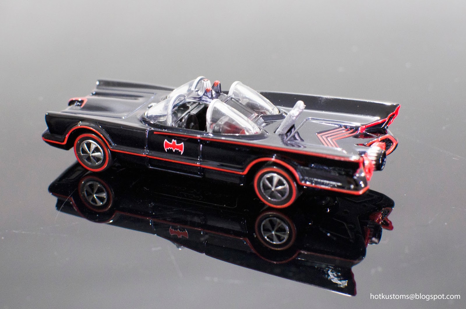 hot wheels rlc batmobile