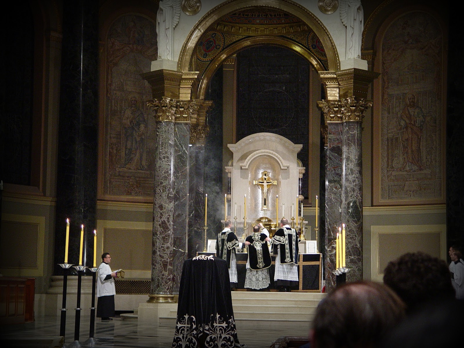 The Traditional Latin Mass in the Archdiocese of Philadelphia Solemn