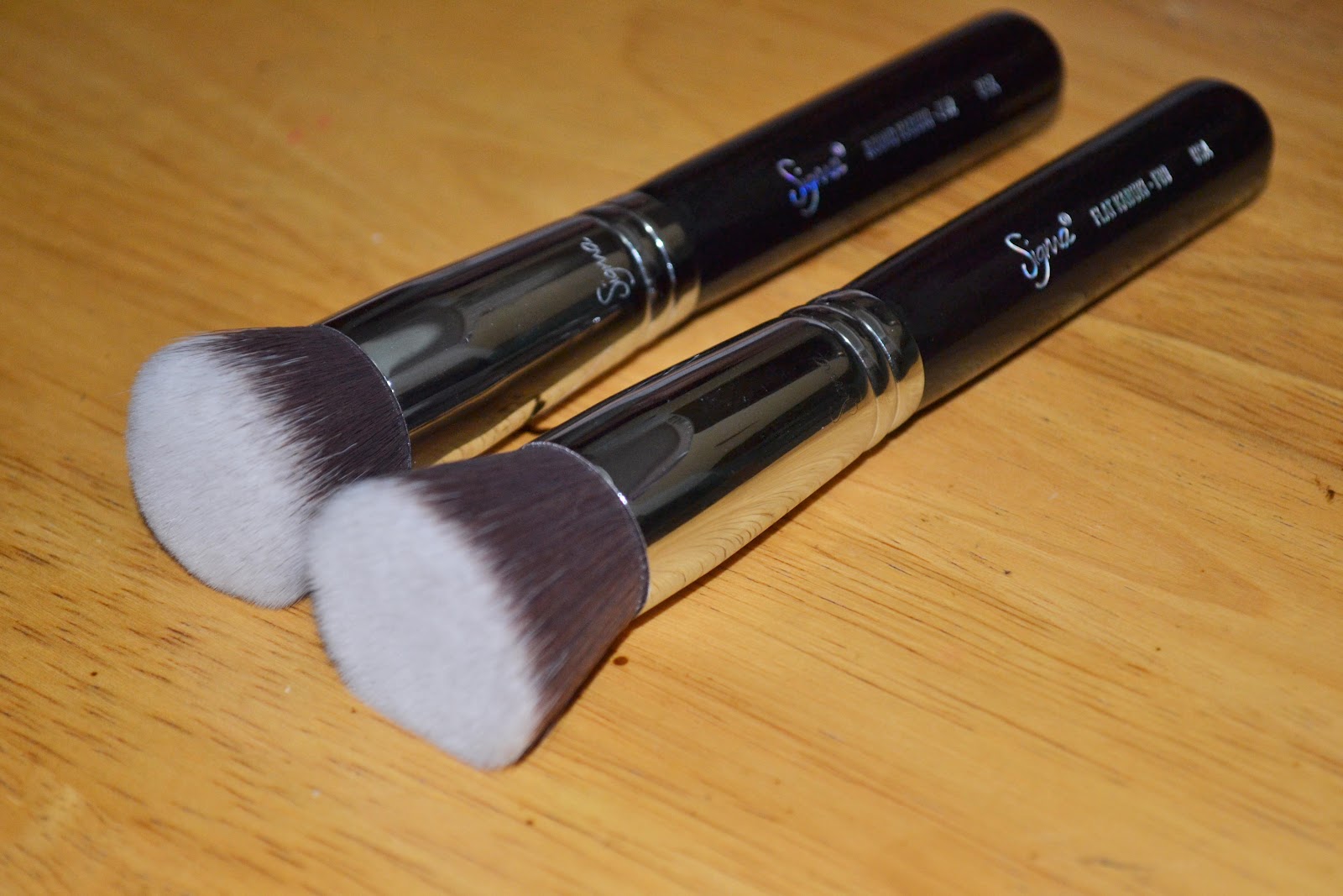 Simply Love Life Sigma FLAT KABUKI F80 & ROUND KABUKI F82 Brush Review
