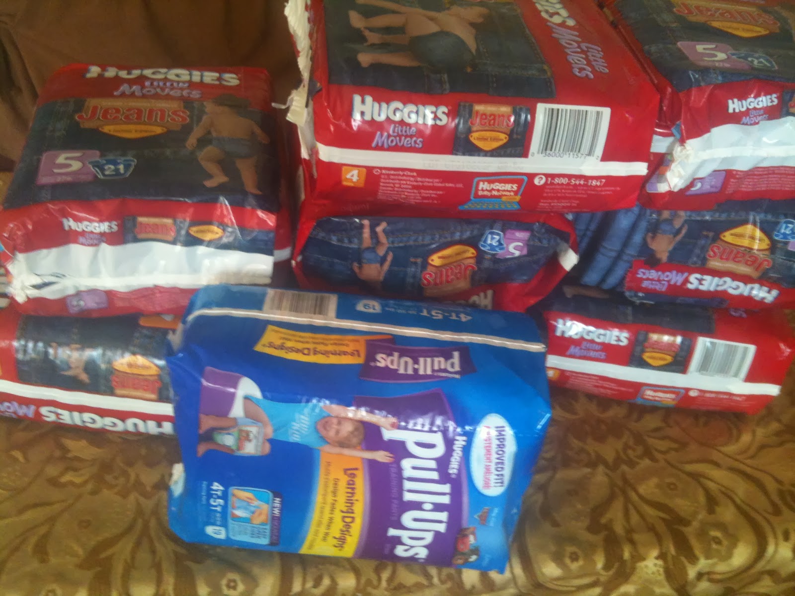 deal catcher Huggies Jeans diapers jumbo pack 1.49 each!!!