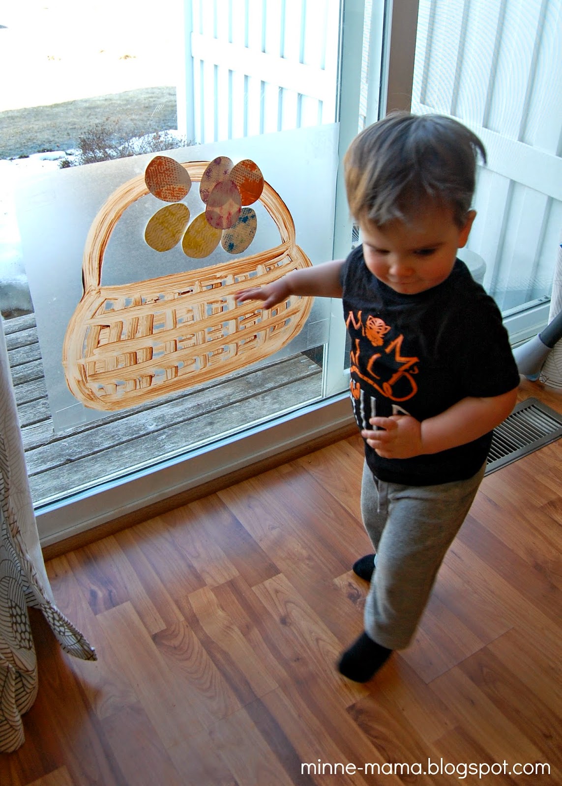 MinneMama Easter Egg Hunt Contact Paper Play