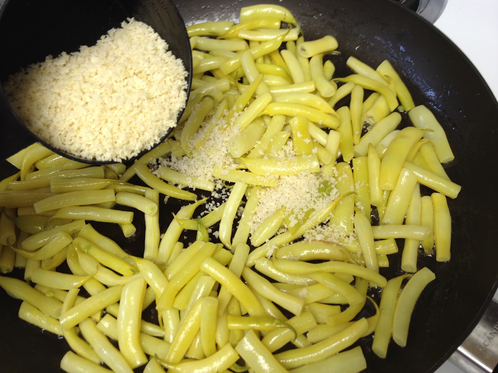Mom's Wax Beans With Buttered Bread Crumbs