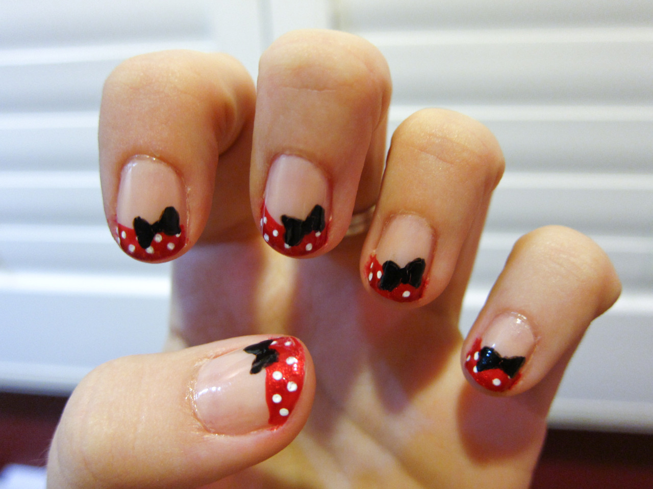 minnie mouse nail art image
