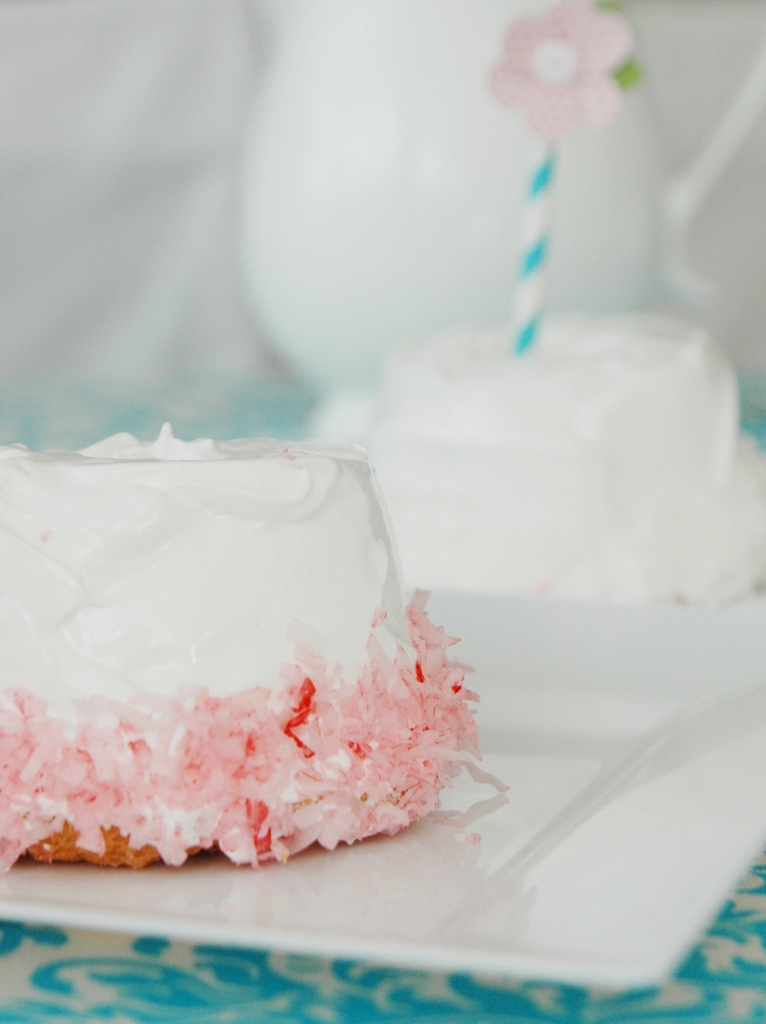 Simply Suzanne's AT HOME mini angel food cakes