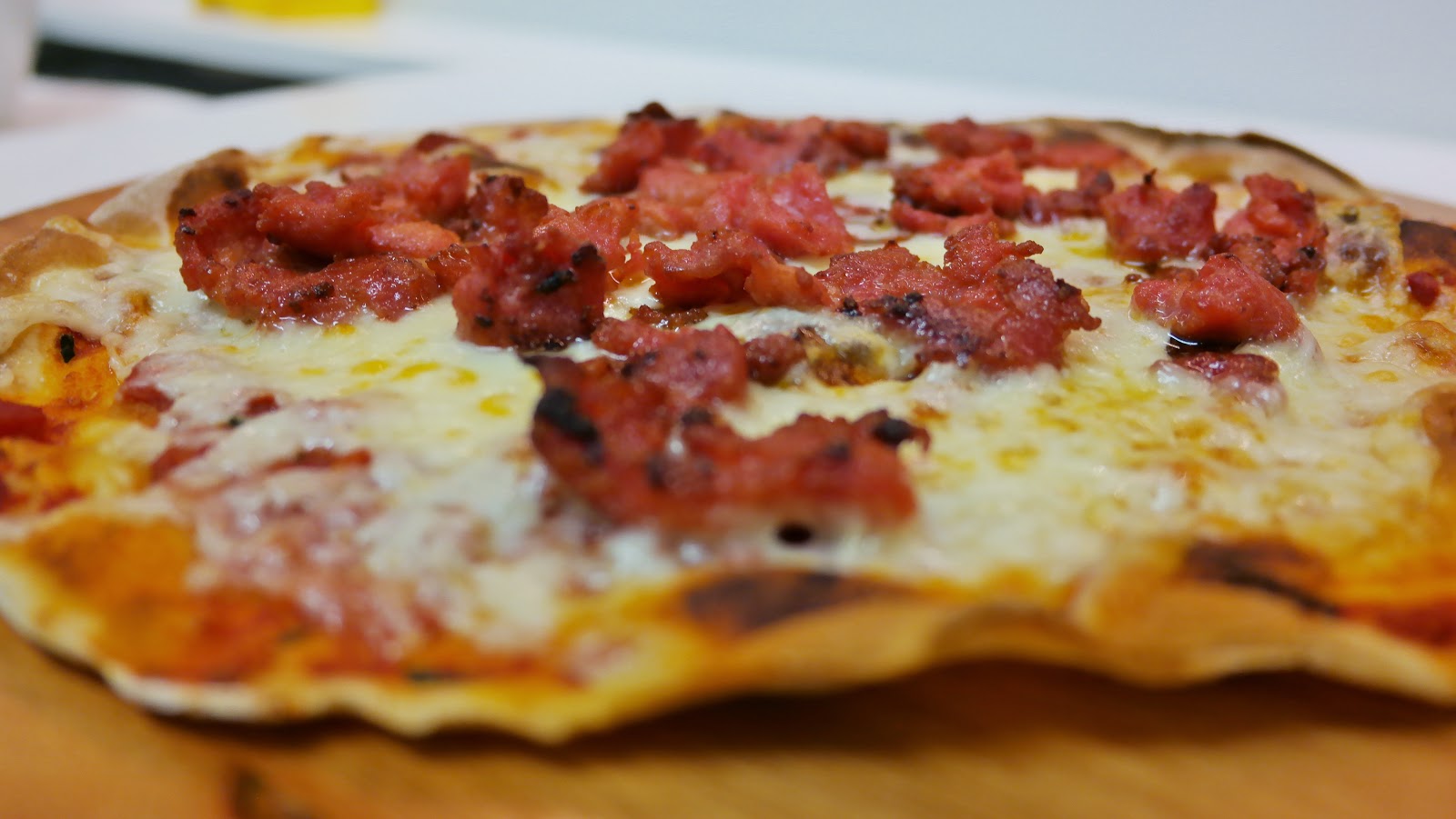 Confraria 2 Oito "Mangia che ti fa bene" E para hoje, pizza de