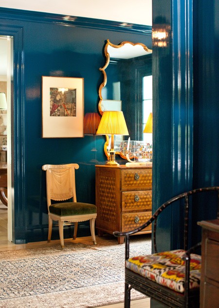 Glossy Lacquered Painted Walls Glossy Lacquered Painted Walls