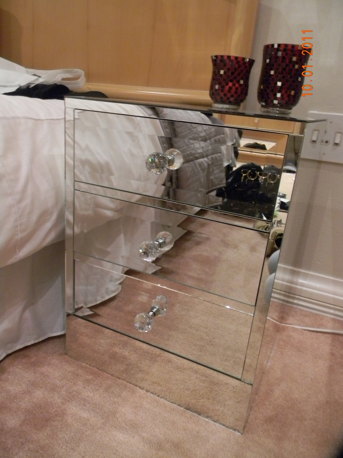 Custom Carpentry Mirrored Pedestals