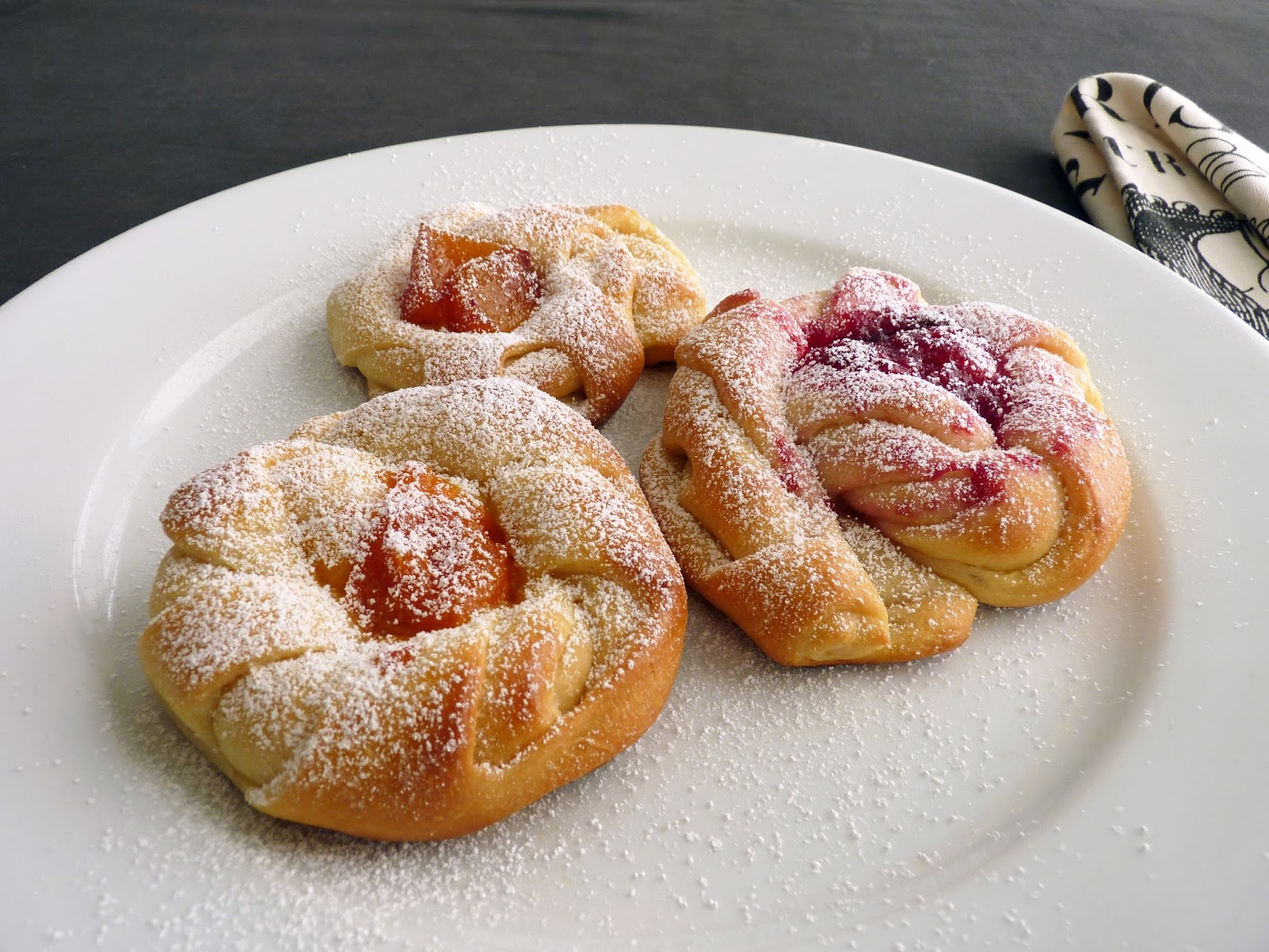 pastry studio Fruit Rolls