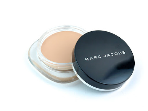 marc jacobs mousse foundation