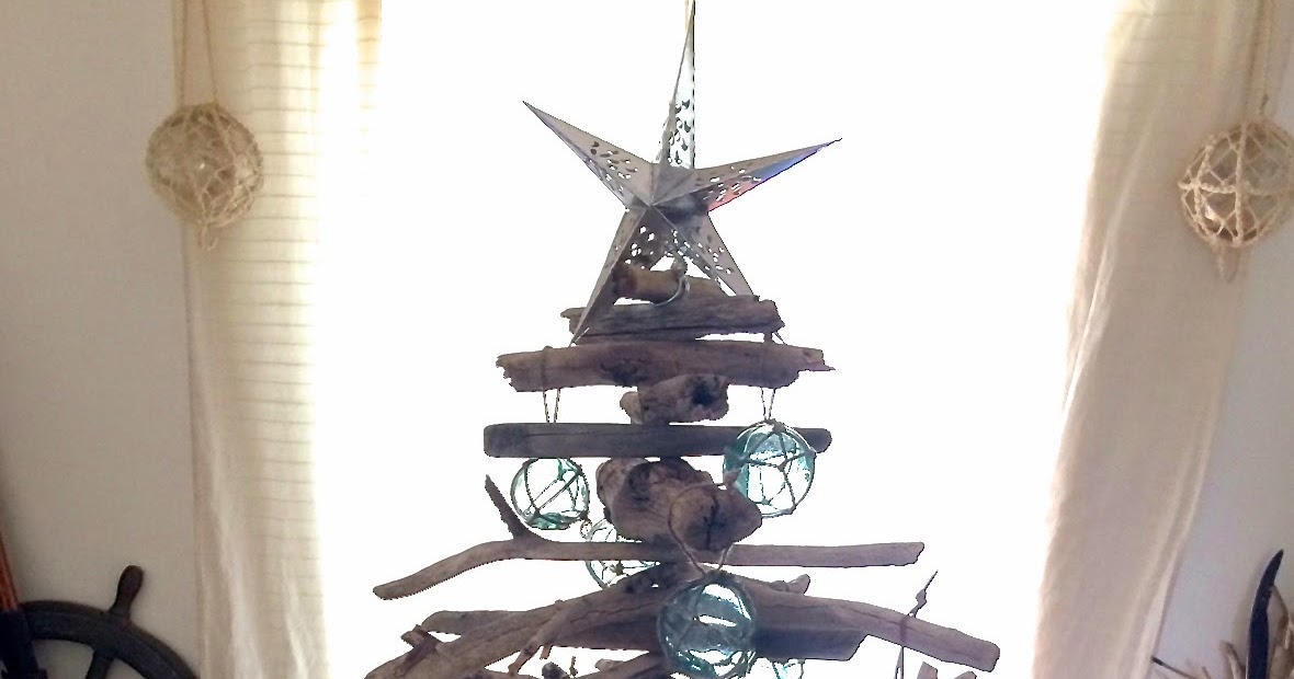 Driftwood Christmas Tree
