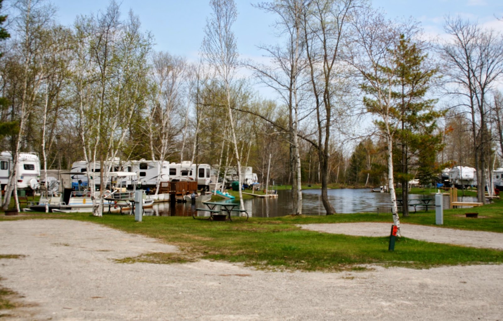 Joe, Diane, & Mallery's Big Adventure Modern Day Gypsies Move To