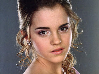 Emma Watson Hot Pics, Emma Watson Wallpapers, Photos