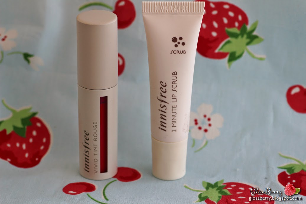 INNISFREE פנינה קוריאנית ושפתון נוזלי מושלם GlossBerry בלוג איפור