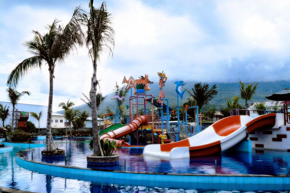 TERNATE WONDER ISLAND ~ KONTRAKTOR WATERPARK | WATERBOOM | KOLAM OMBAK