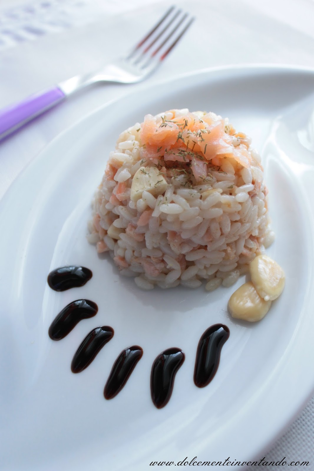 risotto al salmone affumicato, chardonnay, mandorle e limone