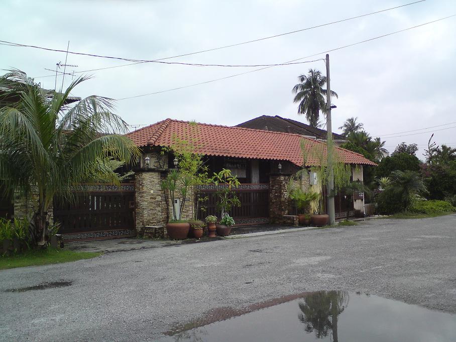 ESJIEN TNT Novelty House The passion of a remarkable Lady