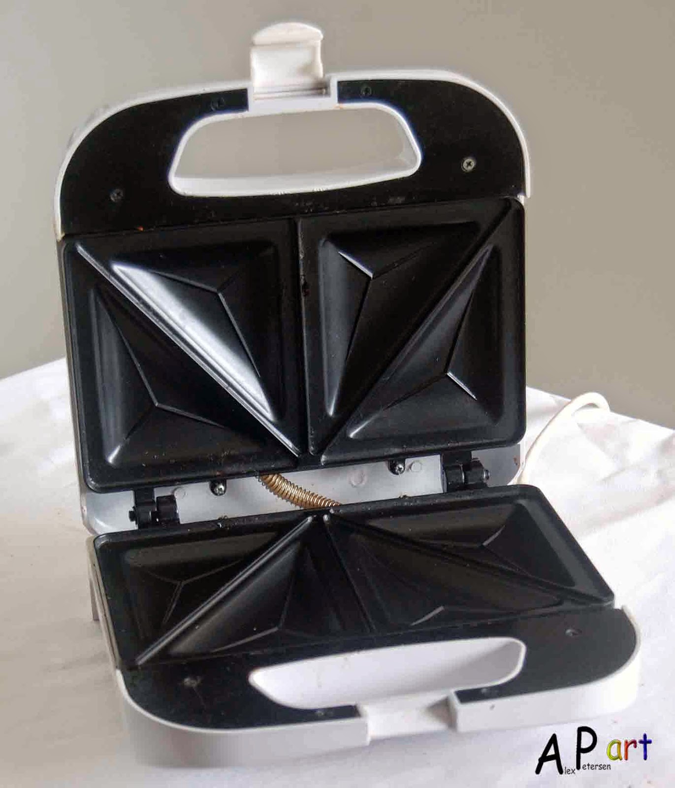 Alex the Contemporary Culinarian Jaffle Maker