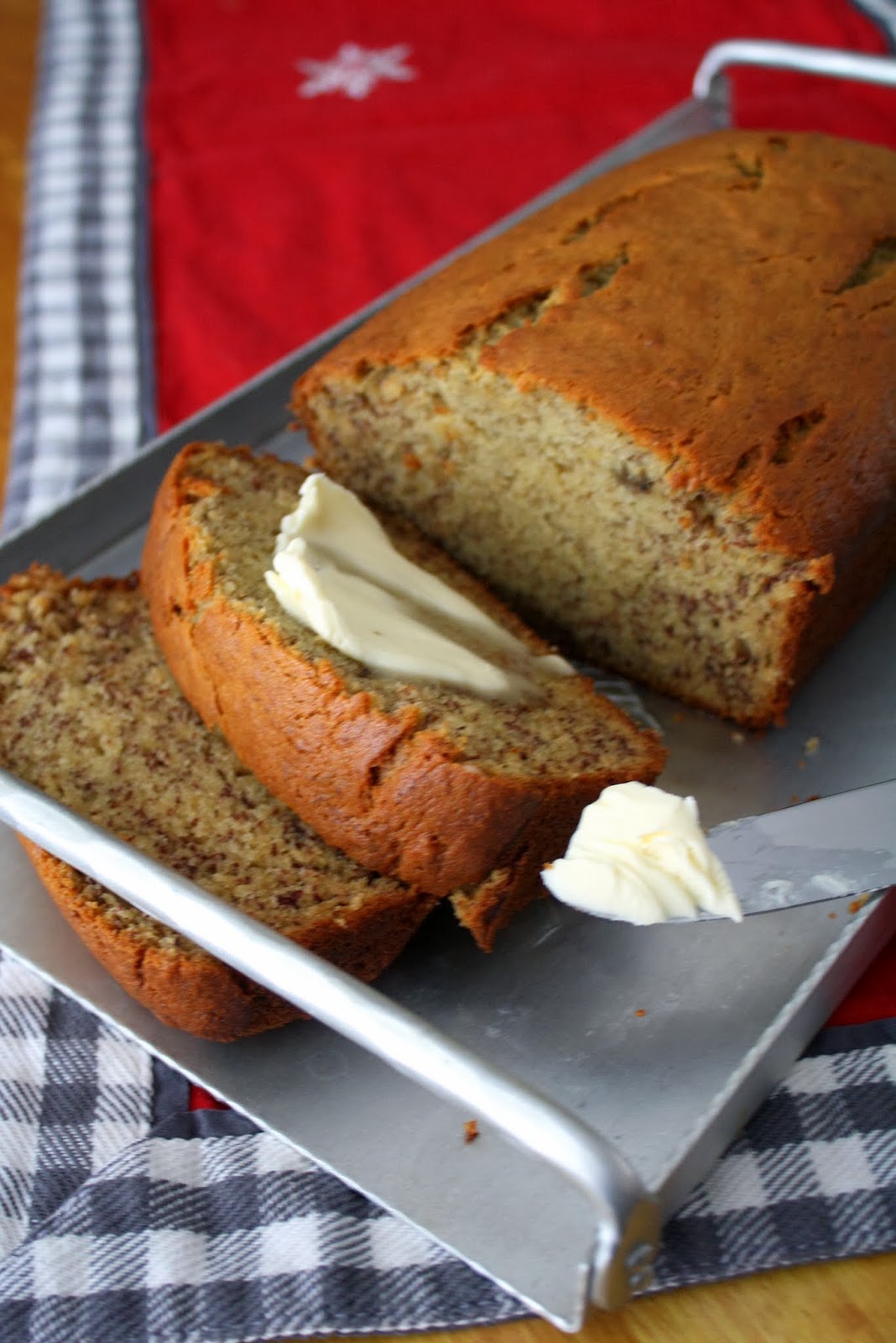 Making Mama's Kitchen Simply the Best Banana Bread