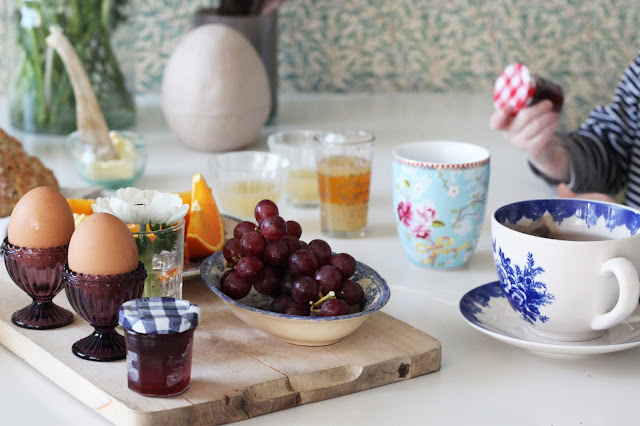 Frukost på helgen. 4 helgfrukost4 Frukost på helgen.