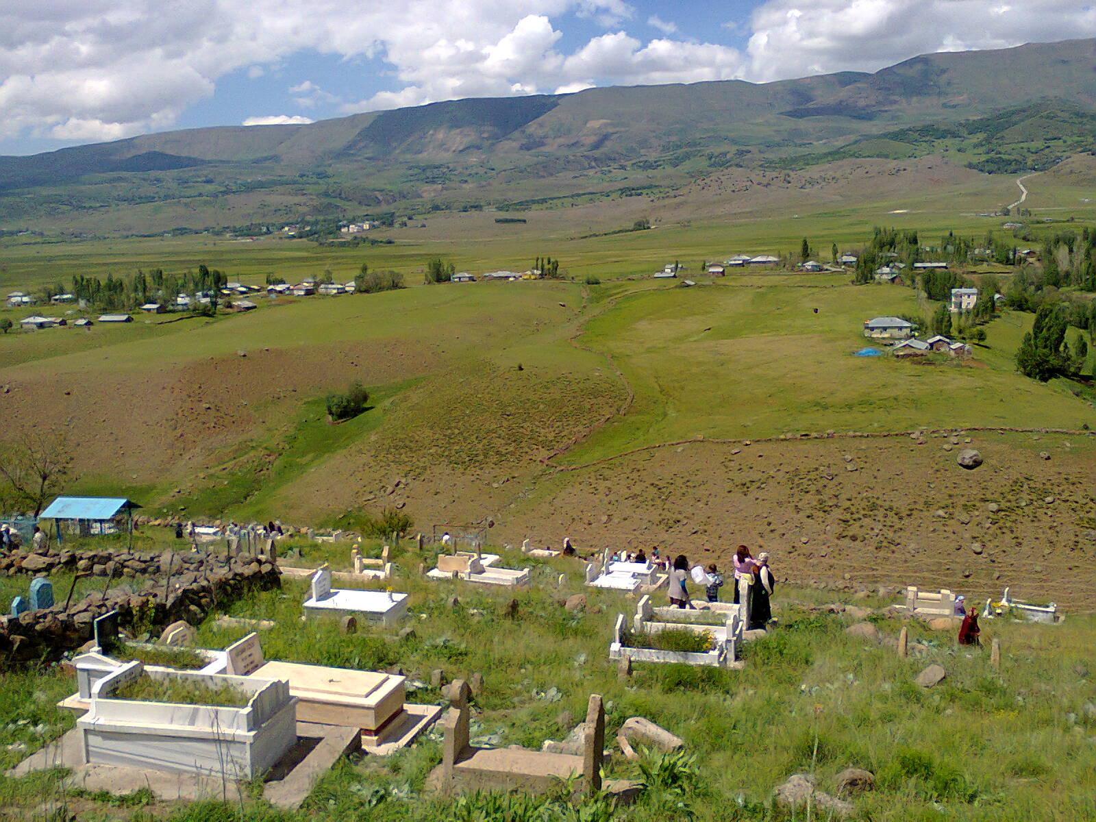 Tatan Mezarlığı