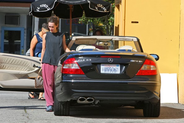 Celebrities And Their Cars We Obsessively Cover The Auto