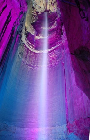 Ruby Falls,Tennessee,USA