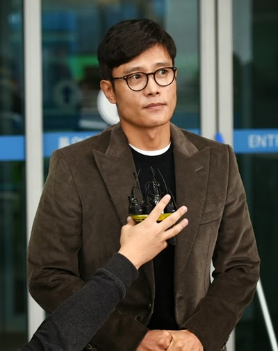Korea Observer: Lee Byung Hun apologizes to wife over scandal