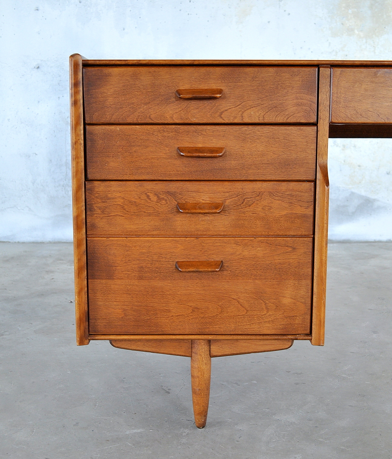 SELECT MODERN Russel Wright Desk